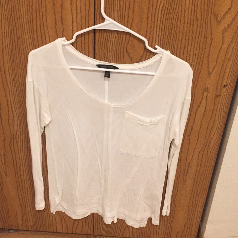 Banana republic white t shirt